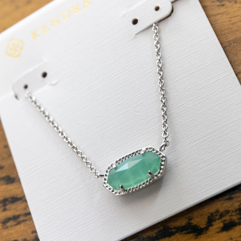 Kendra Scott Elisa light green necklace in SILVER